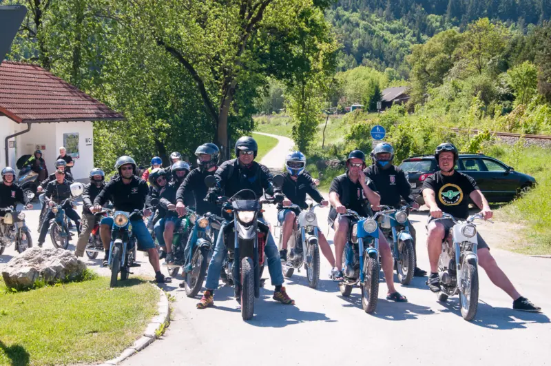 Einblick in Ausfahrt und Einkehr