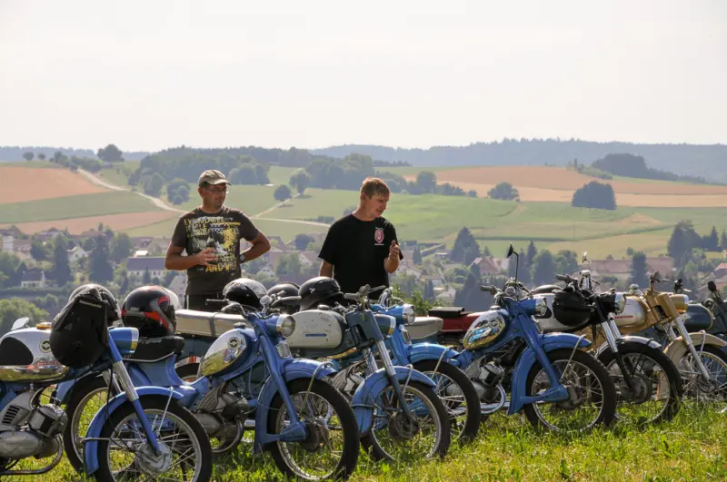Einblick in Rast bei der Kapelle