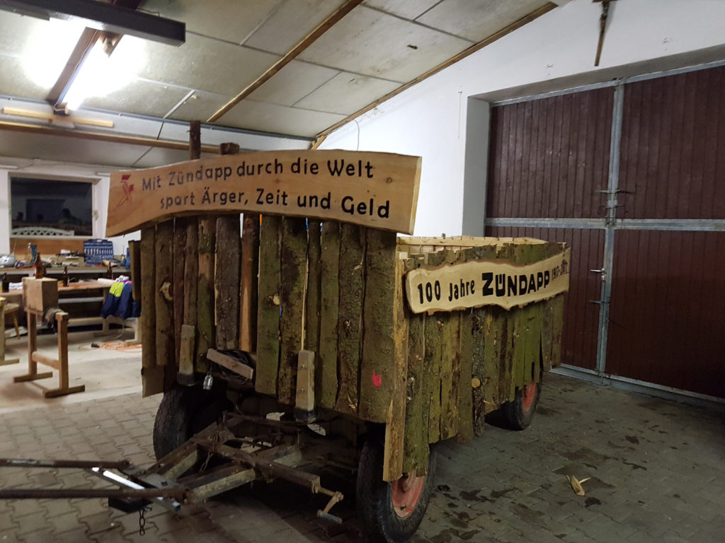 Der Bau unseres Faschingswagen